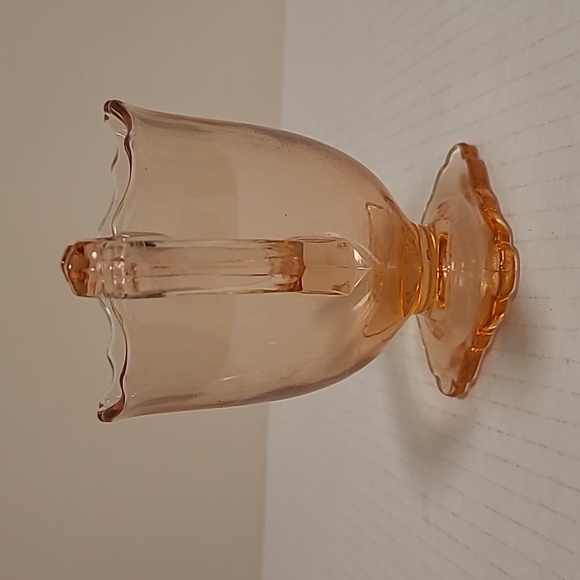 Vintage Pink Depression 2 Handled Glass - Picture 4 of 16